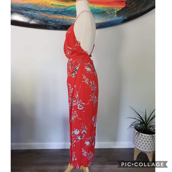 Dress Forum Surplice Floral Print Dress - Picture 6 of 8